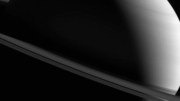 saturn-askew-620.jpg 