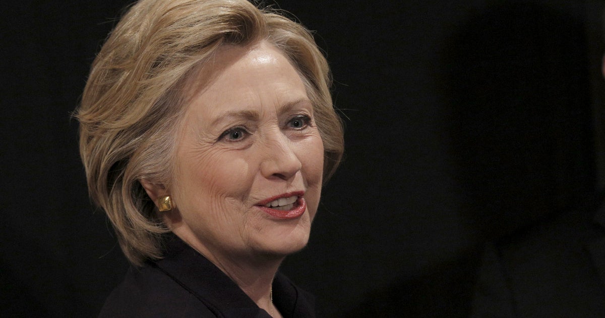 Hillary Clinton to be interviewed in FBI email investigation - CBS News