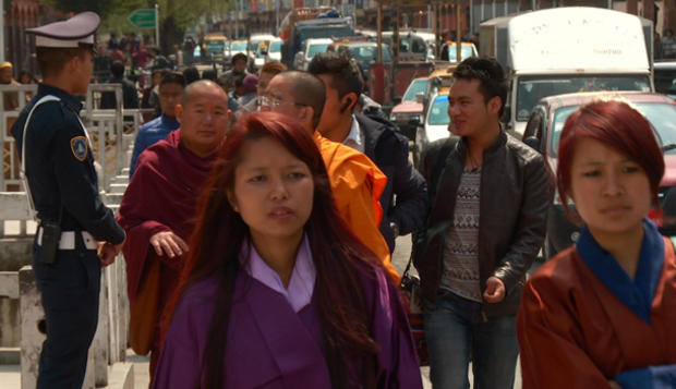 bhutan-thimphu-busy-street-scene.jpg 