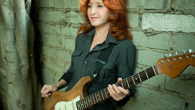 bonnie-raitt-guitar-promo-marina-chavez.jpg 