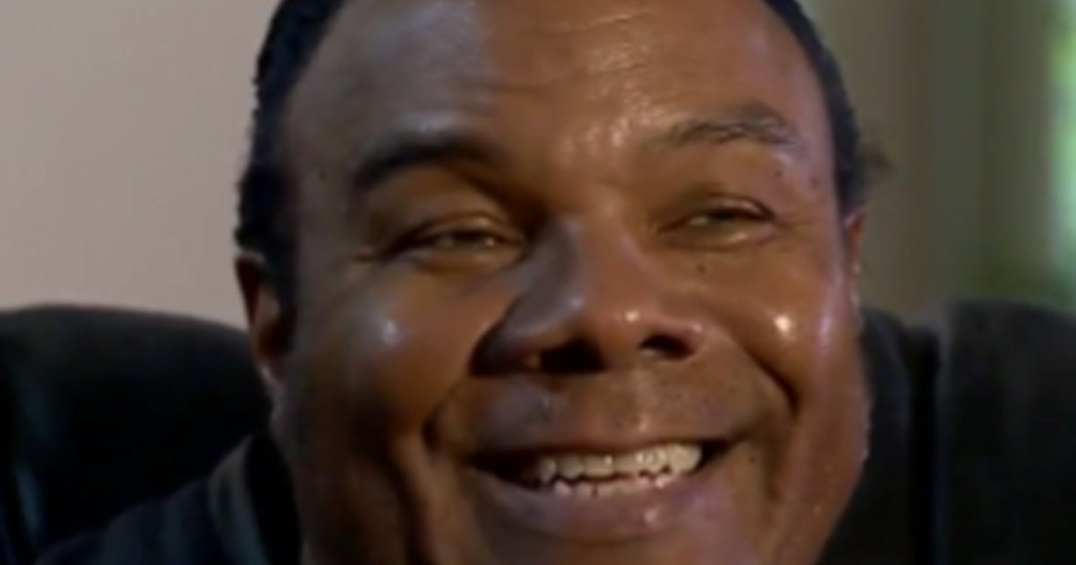 Prince’s first guitarist, Dez Dickerson, looks back - CBS News