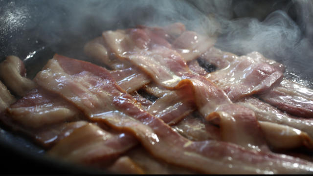 bacon-frying.jpg 