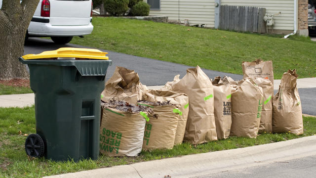 garbage-and-yard-bags.jpg 