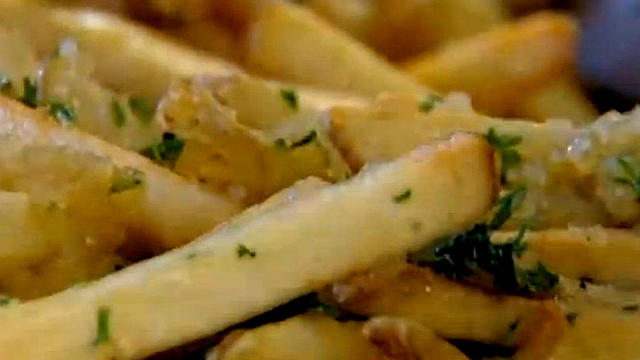 garlic-fries.jpg 