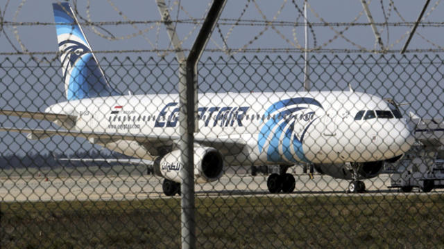 ​An EgyptAir Airbus A320 stands on the runway at Larnaca Airport in Larnaca, Cyprus, March 29, 2016. 