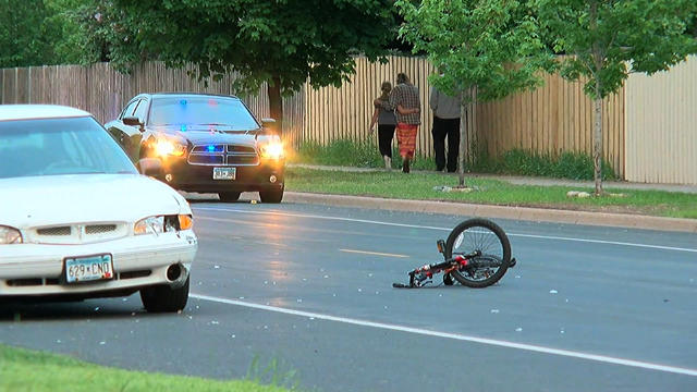 andover-bicyclists-hit.jpg 