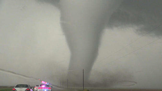 ​An outbreak of violent tornadoes barreled through western Kansas on May 24, 2016. 