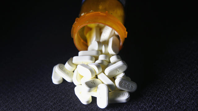opioid-oxycodone-pills.jpg 