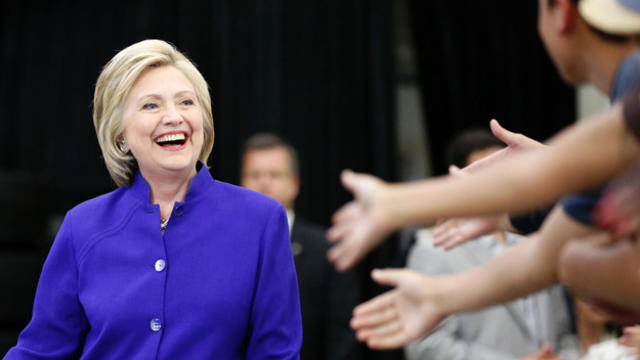 hillary_clinton_gettyimages-538440980.jpg 