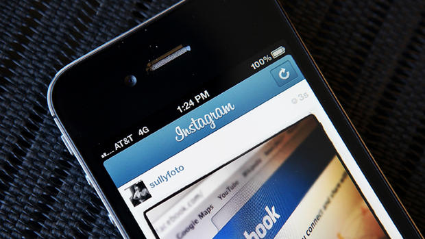 Facebook To Acquire Photosharing Site Instagram For One Billion Dollars 