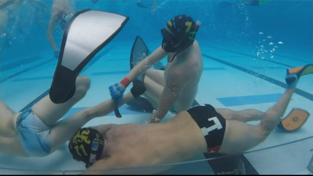 underwater hockey (2) 