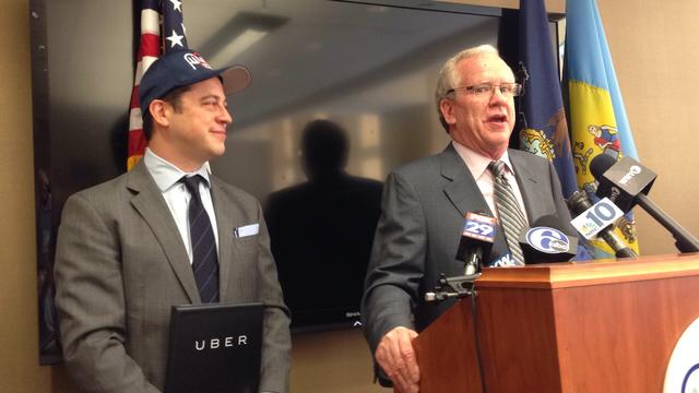 uber-philadelphia-general-manager-jon-feldman-l-with-ppa-executive-director-vince-fenerty-at-announcement-at-ppa-headquarters.jpg 