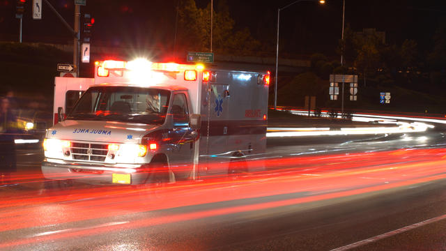 ambulance-istock.jpg 