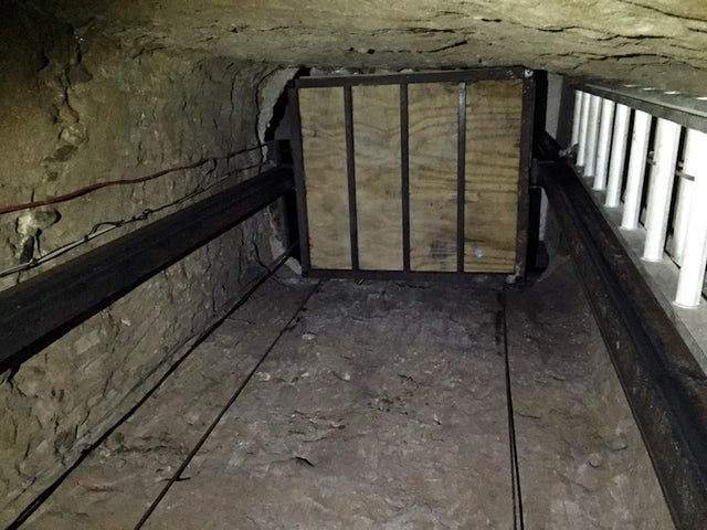 drug-mexicotunnel.jpg 