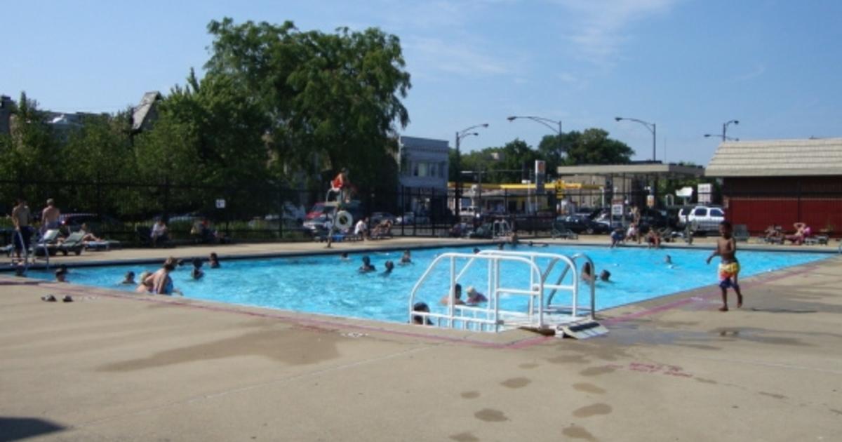 Outdoor Pools In Chicago Open For The Season CBS Chicago