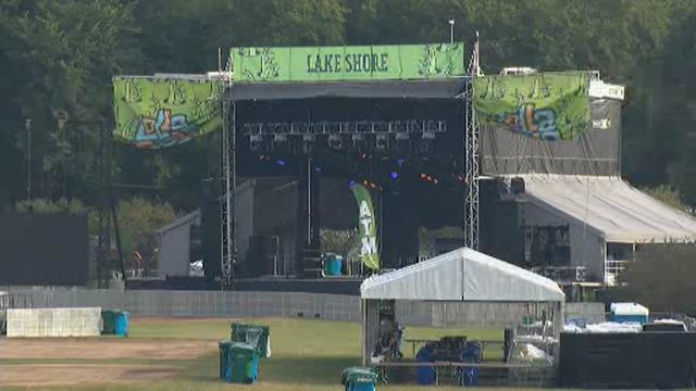 lollapalooza-stage.jpg 