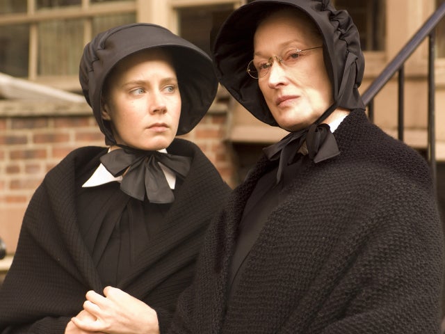 meryl-streep-amy-adams-doubt.jpg 