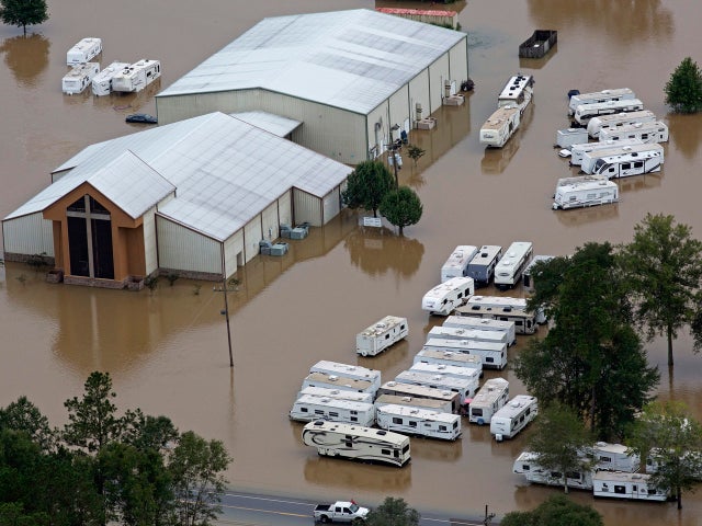 louisiana-flooding-ap253519014467.jpg 