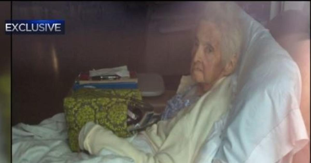 86 Year Old Mass Woman Forgotten Locked Inside Dialysis Clinic Cbs News