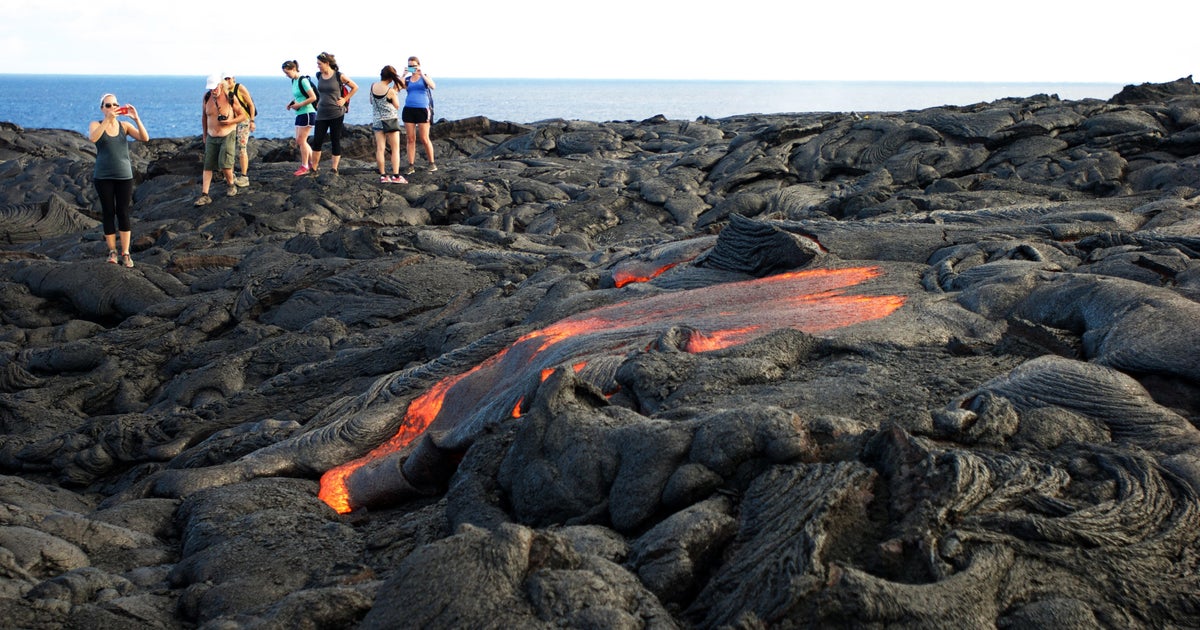 Spectacular show as Hawaiian lava hits Pacific Ocean CBS News
