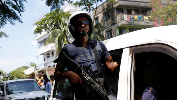 Gunmen take hostages in Bangladesh 