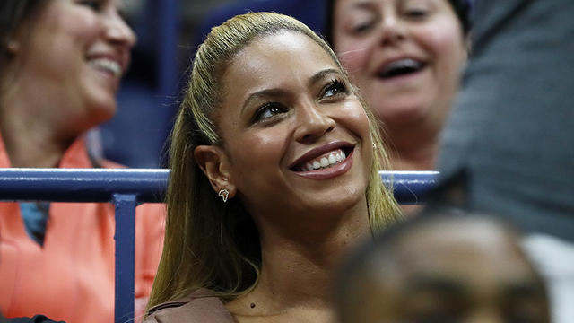 beyonce-smiling.jpg 