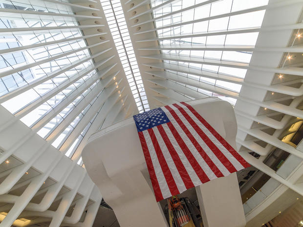 daniel-jones-oculus-ceiling-with-american-flag.jpg 