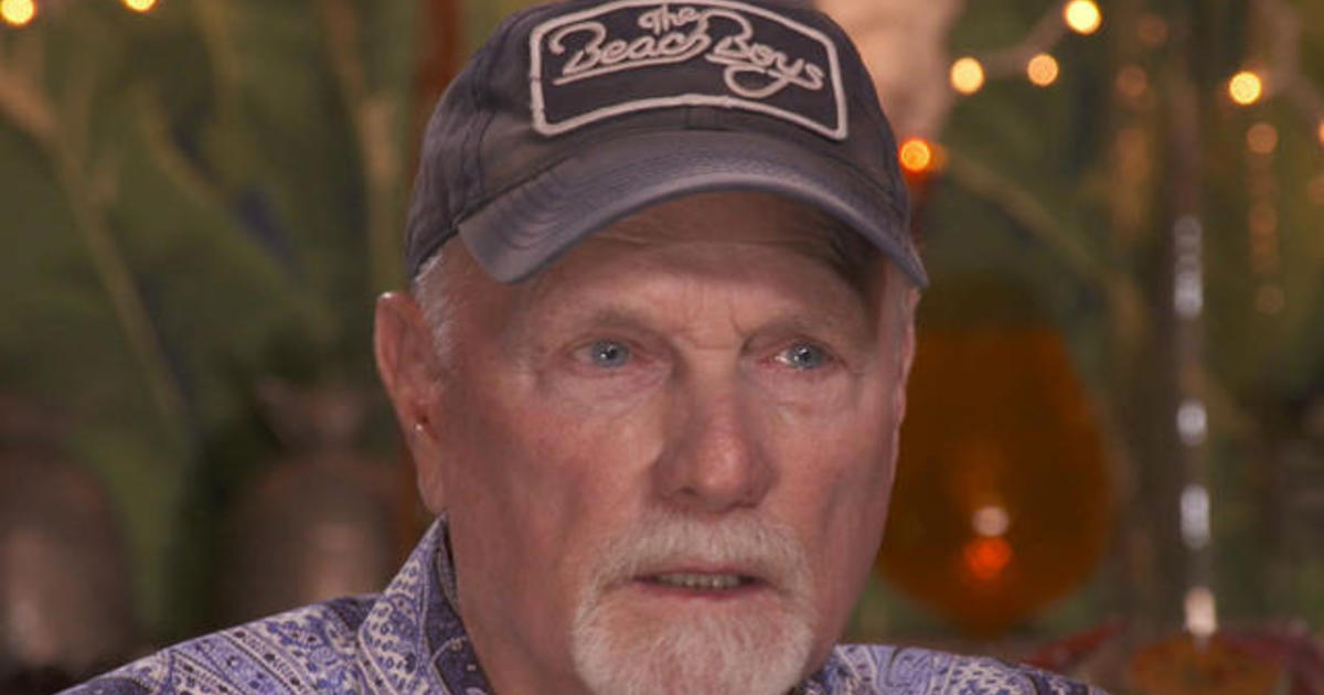 Beach Boys' Mike Love opens up relationship with cousin Brian
