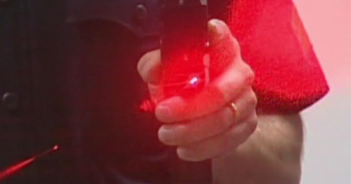 Tasers Are Far From Foolproof Law Enforcement Expert Says Cbs New York