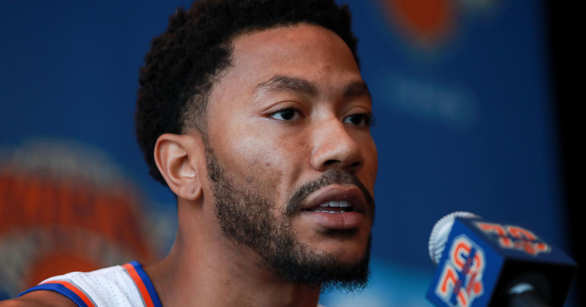 Derrick Rose Shows Up Late To Civil Trial As Accuser Testifies Against Him  In Gang Rape Case - CBS Chicago