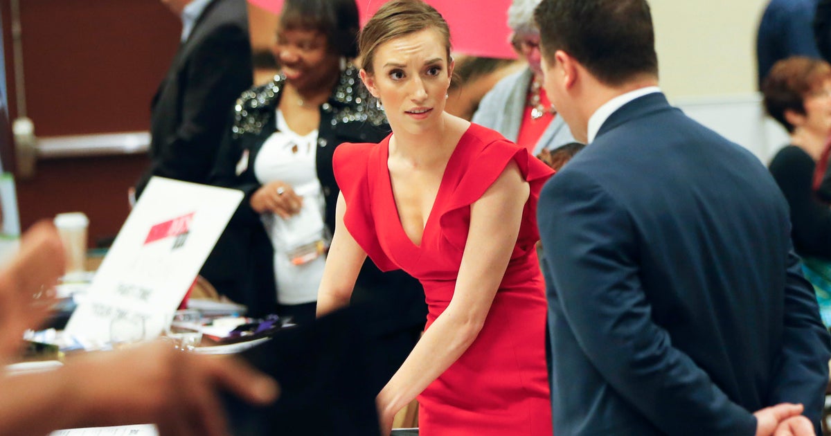 Solid jobs report: little fodder for Fed, politicians - CBS News