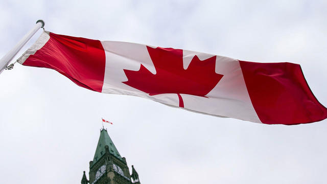 canadian-flag-getty-499971314.jpg 