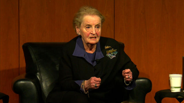 madeleine-albright-campaigns-for-hillary-clinton-in-st-paul.jpg 