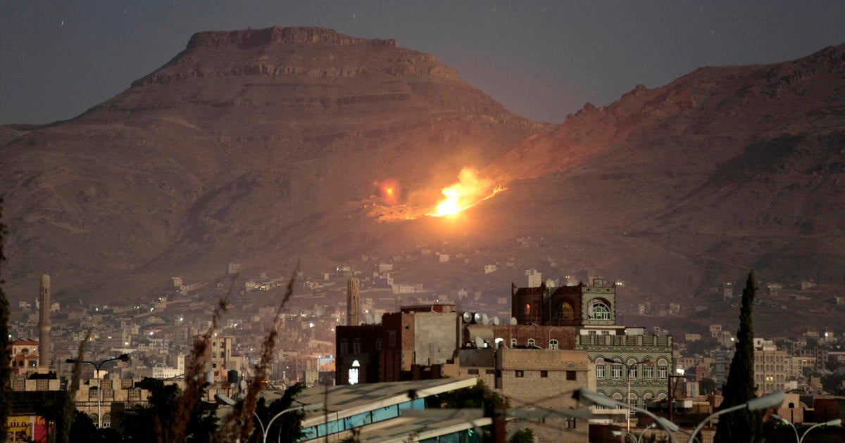 Saudi Arabia: Yemen rebels fire missile toward Mecca - CBS News