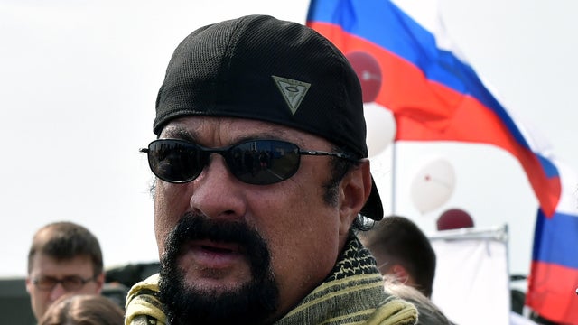 steven-seagal-453595094.jpg 