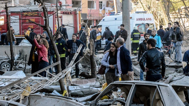 turkey-diyarbakir-blast-621018056.jpg 