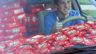 kitkat.jpg 