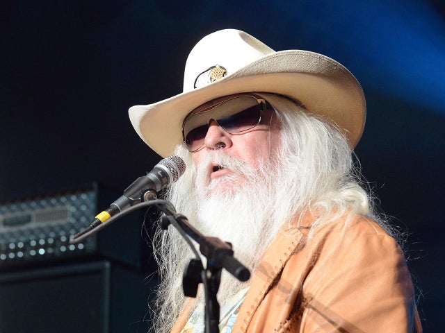 leon-russell-getty-153848770.jpg 