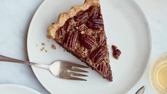 food-and-wine-brown-butter-pecan-pie-espresso-dates-promo.jpg 