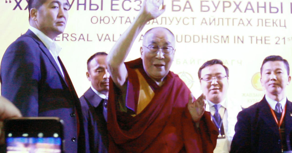 Dalai Lama Has "no Worries" About President Donald Trump Running US ...