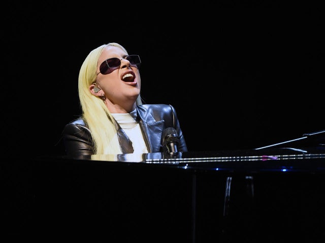 lady-gaga-getty-519647914.jpg 