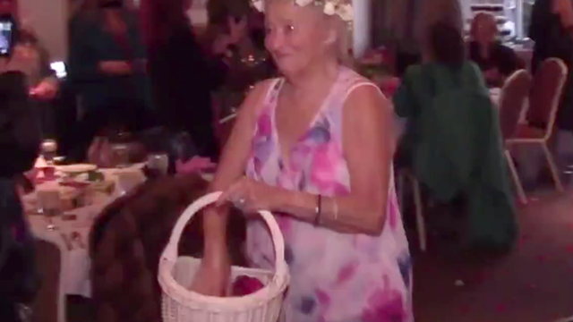 flowergirl.png 