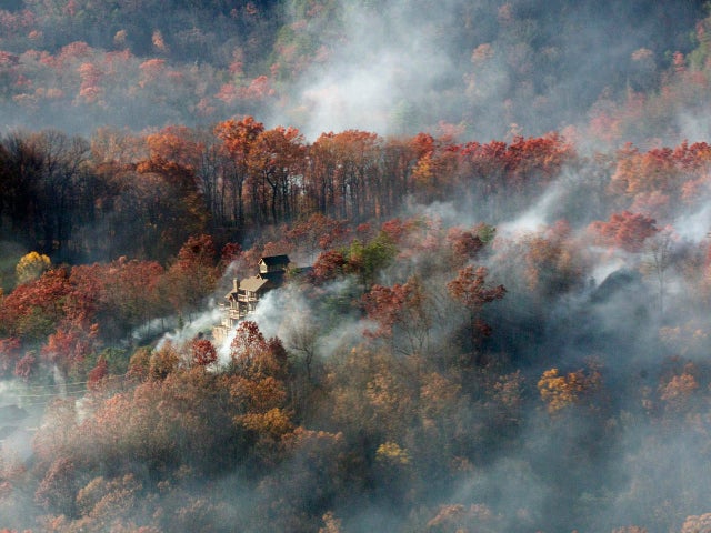 tennessee-wildfire-ap-16335036272338.jpg 