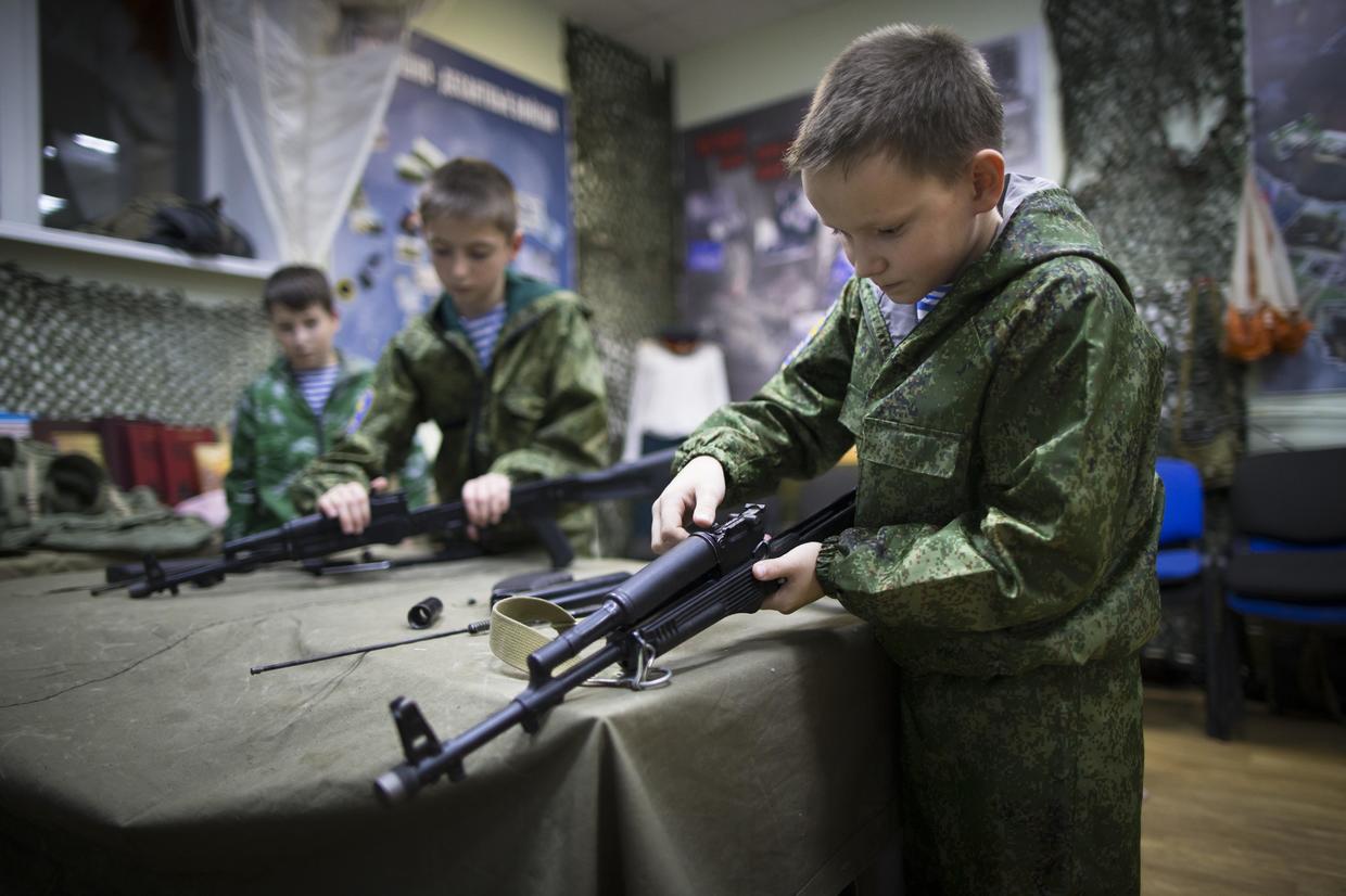 Russia Training Young Army Yunarmia To Encourage Patriotism And Teach