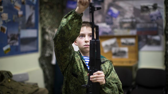 russia-young-army-ap-16348584135065.jpg 