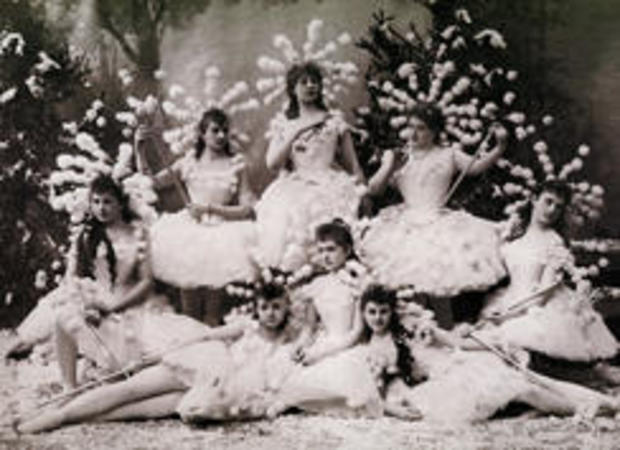 the-nutcracker-snow-flakes-1892-mariinsky-ballet-244.jpg 