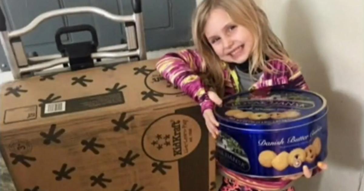 6 Year Old Orders 160 Dollhouse 4 Pounds Of Cookies With Amazons Echo Dot Cbs Baltimore