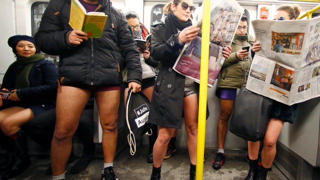 no-pants-subway-berlin-rc1e84c8ac30.jpg 