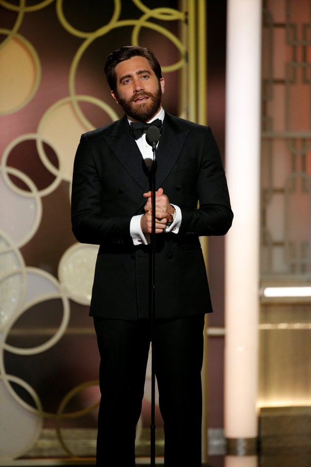 2017-01-09t032432z-1852470826-rc1ff393c0f0-rtrmadp-3-awards-goldenglobes.jpg 