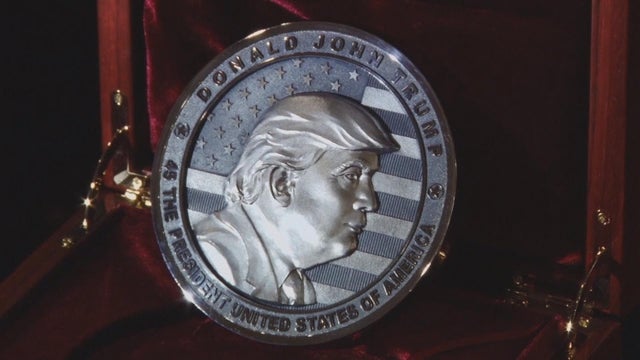 trump-coin-01.jpg 